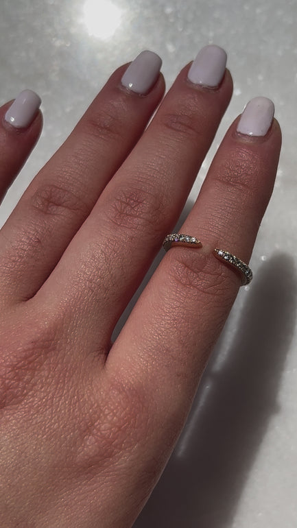 Video of open space ring on mid pointer finger. 